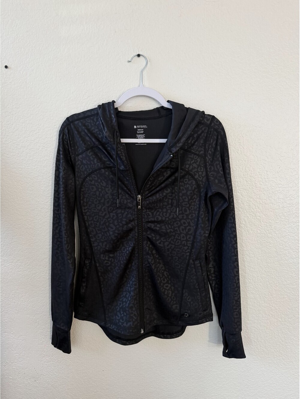Buffbunny Collection Women's Black Leopard Print Zip-Up Hoodie mobwife sporty